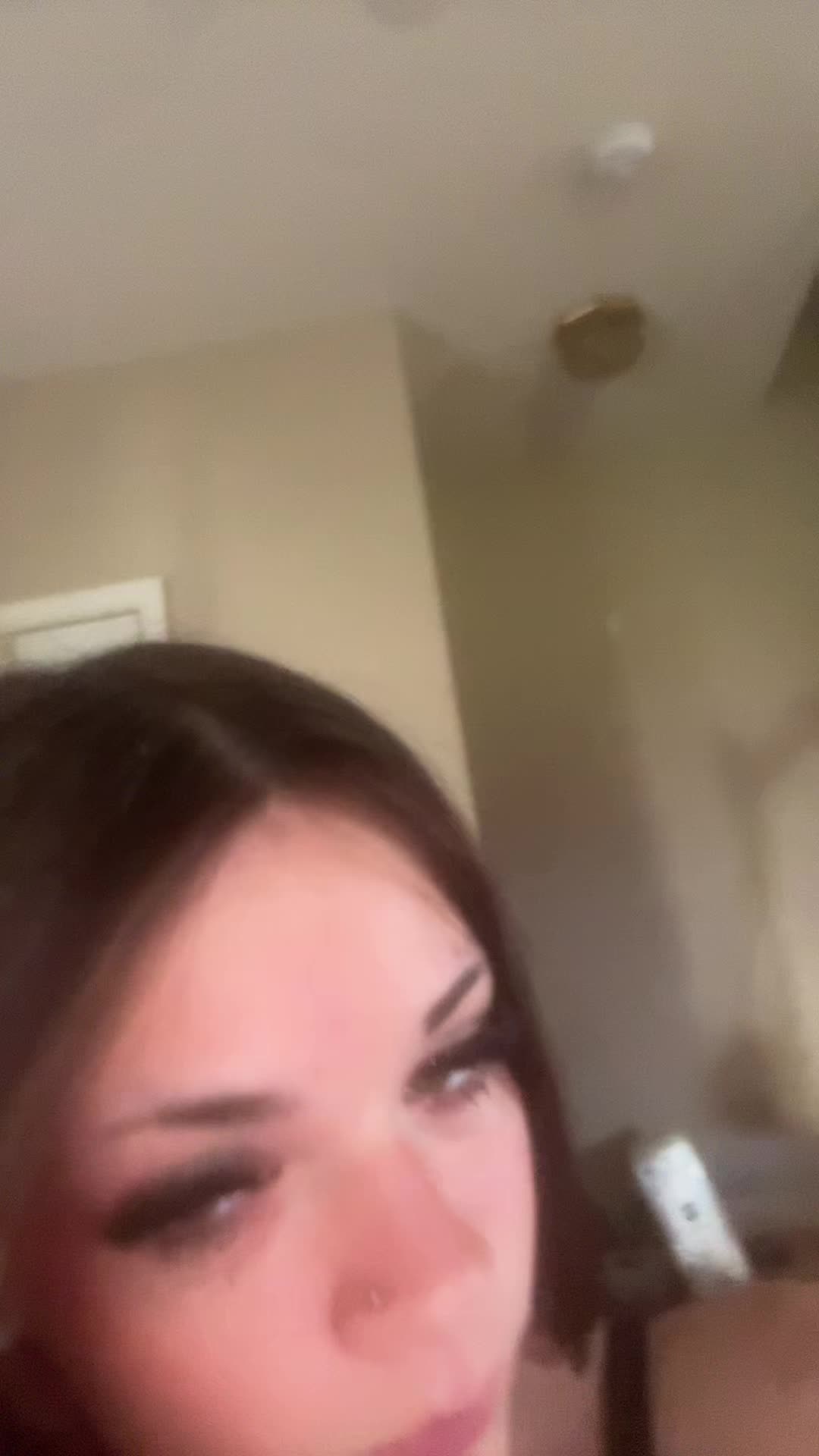 @👸❣️