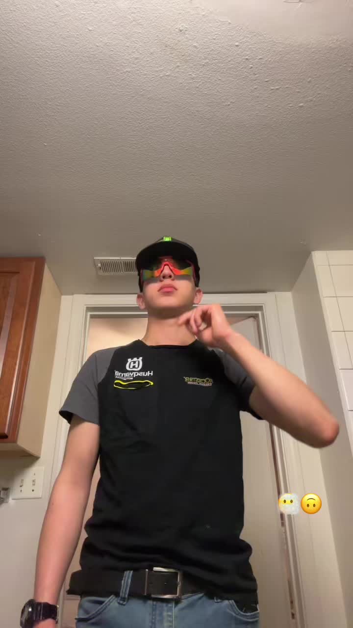 @Joel López