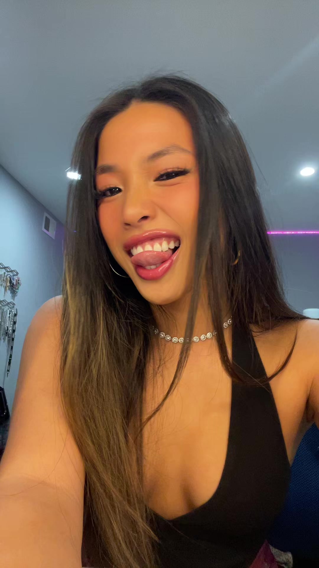 @isaBELLA
