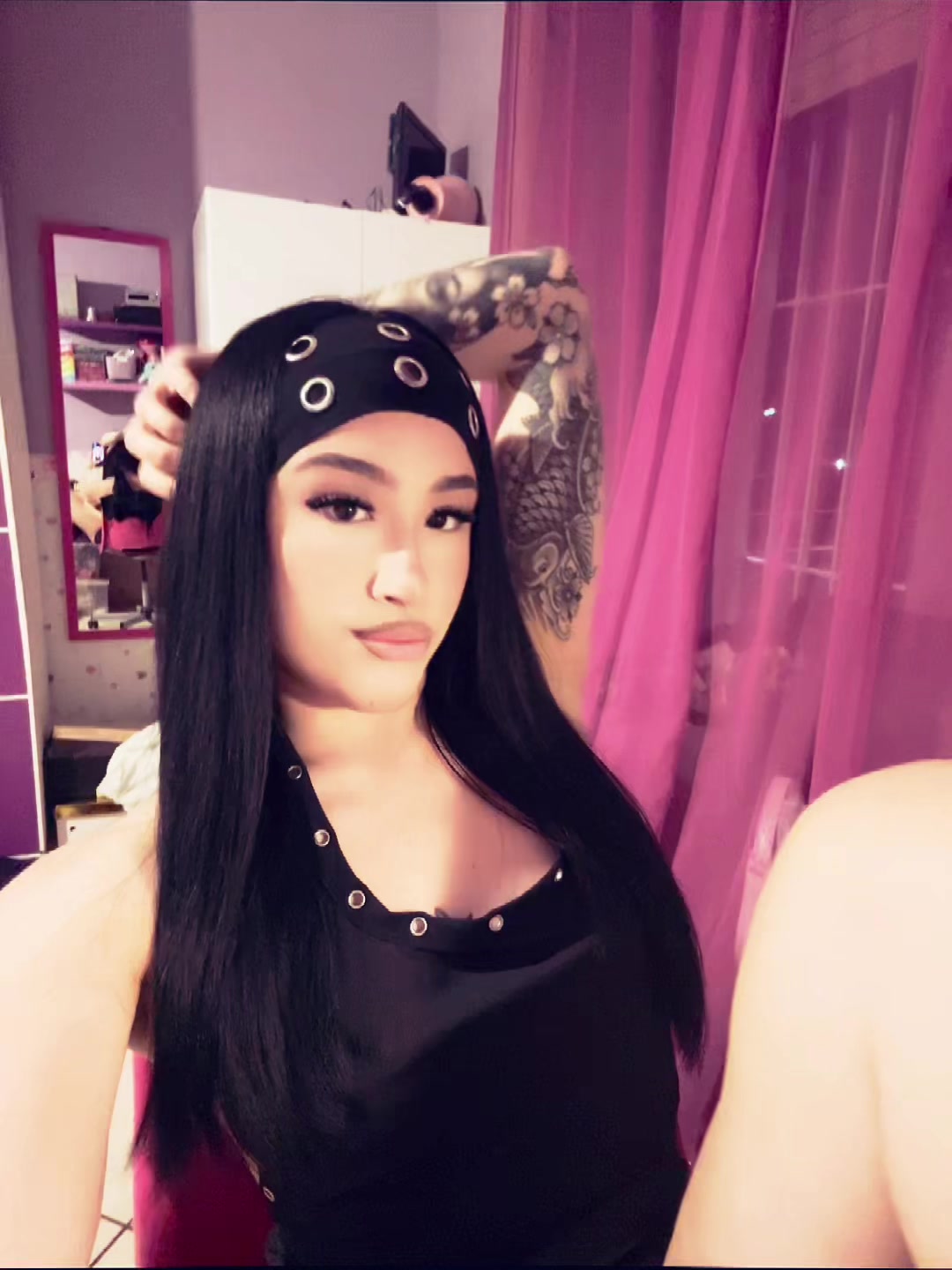 @Aboutmekc_