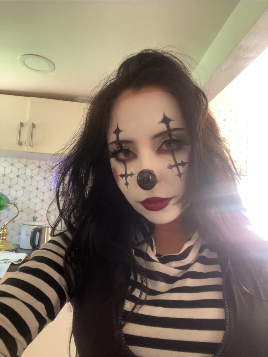 @clowndabs