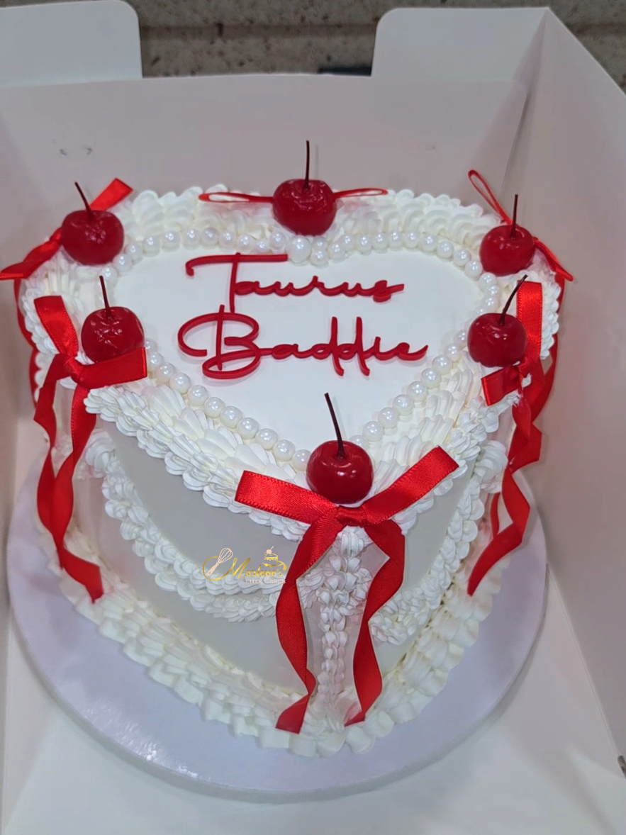 @Marlene'sLuxx_Cakes&HomeDecor