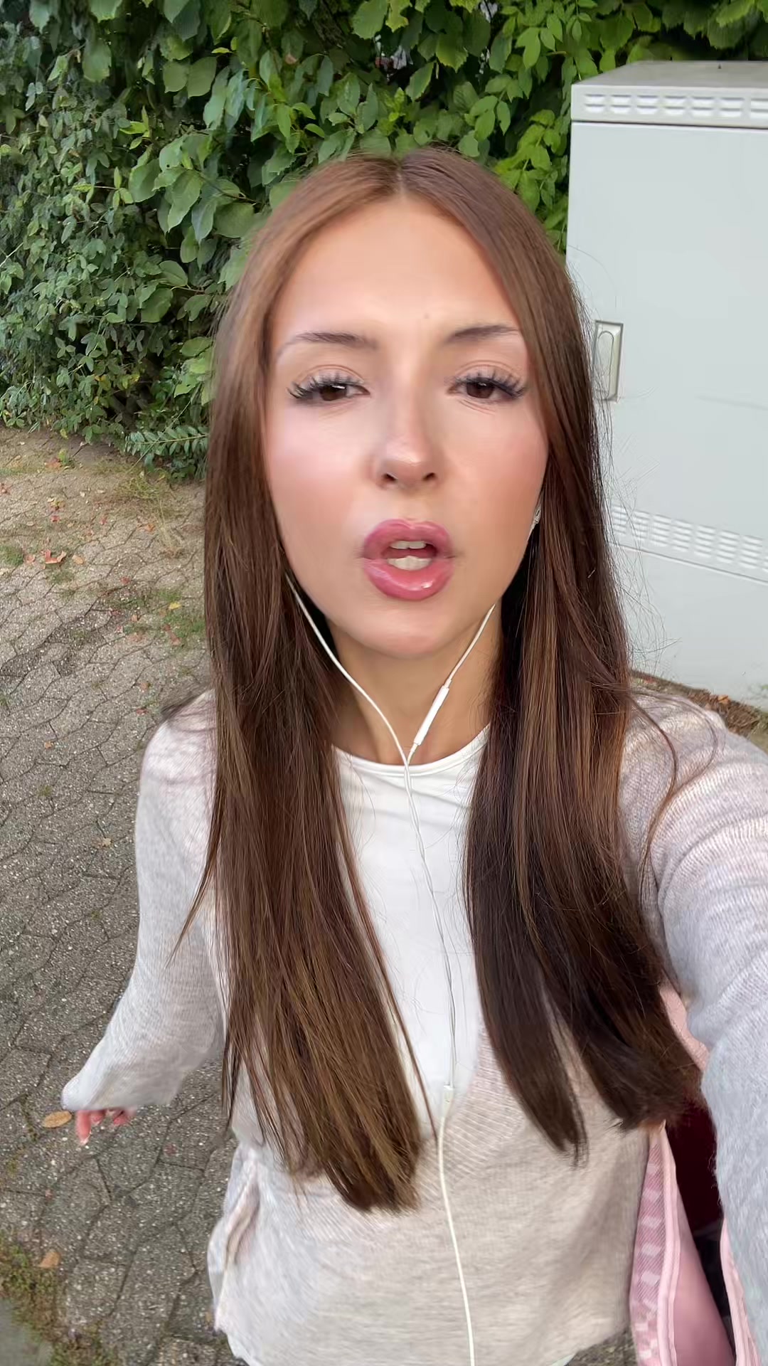 @Aliya