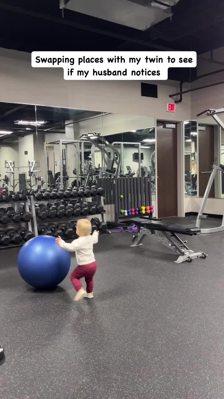 @Livingdoubletwins