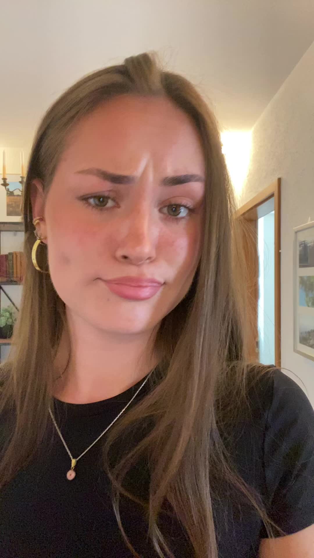 @Coraaaa