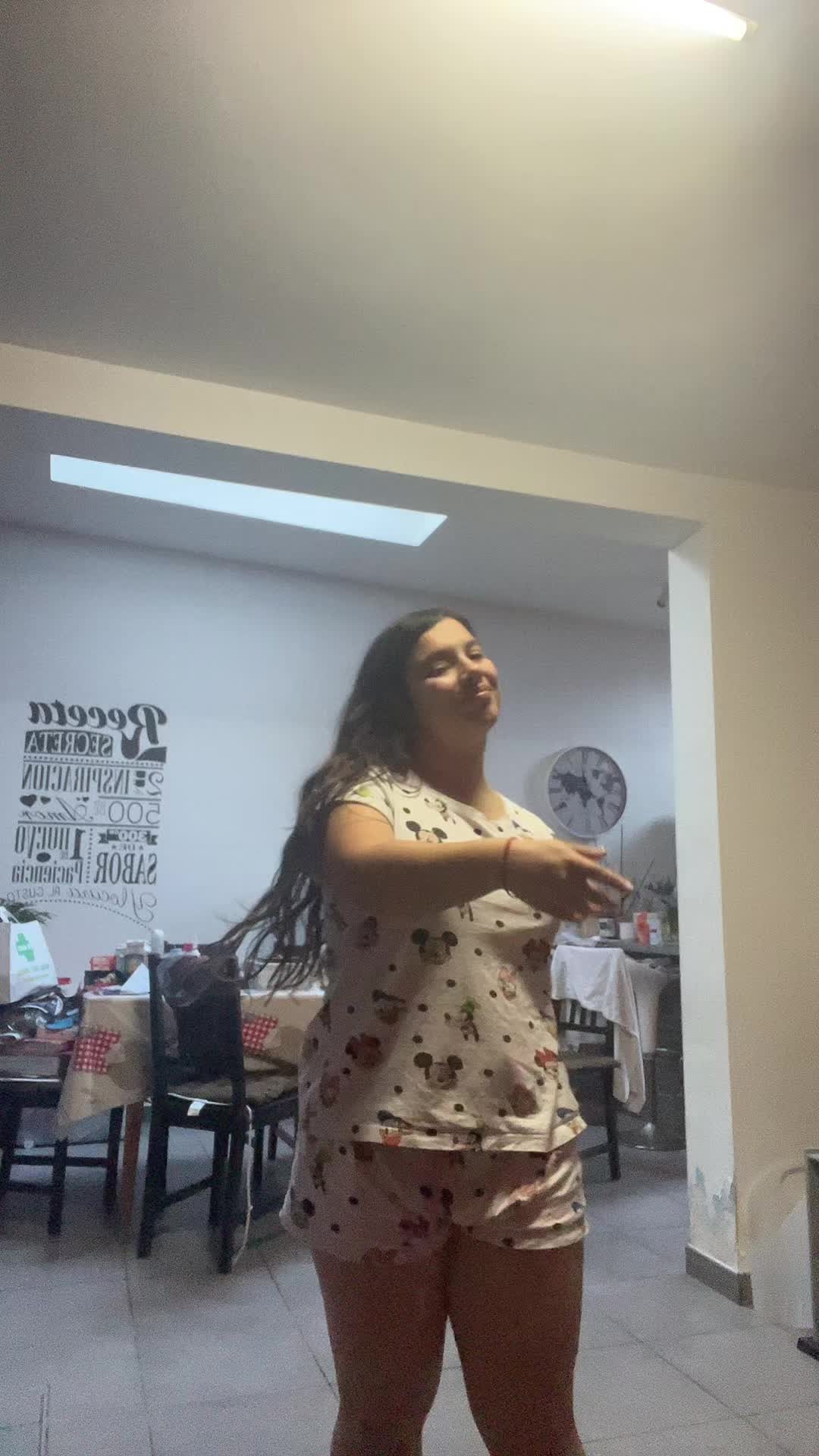 @𝐌𝐞𝐥𝐚𝐧𝐢𝐞 𝐆𝐚𝐫𝐫𝐞𝐭𝐚