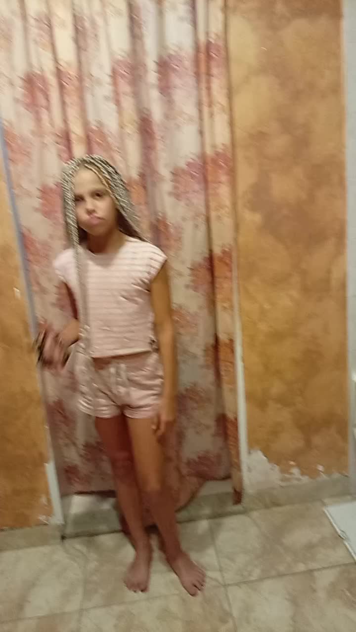 @Lolita