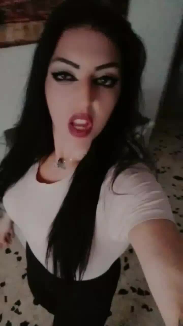 @ENZA👑❤️
