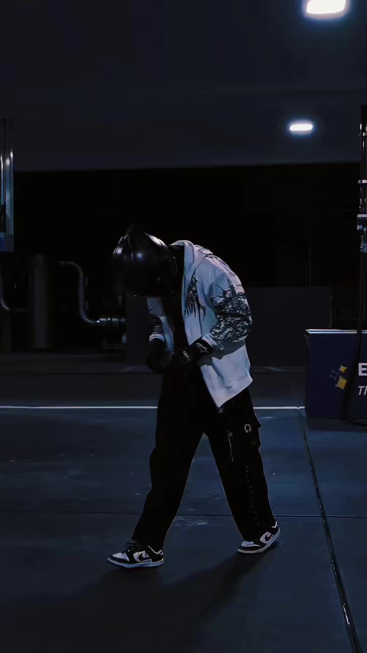 @๐๐๐ ๐ญ๐ซ๐ข๐ฌ๐ญ๐—๐๐๐