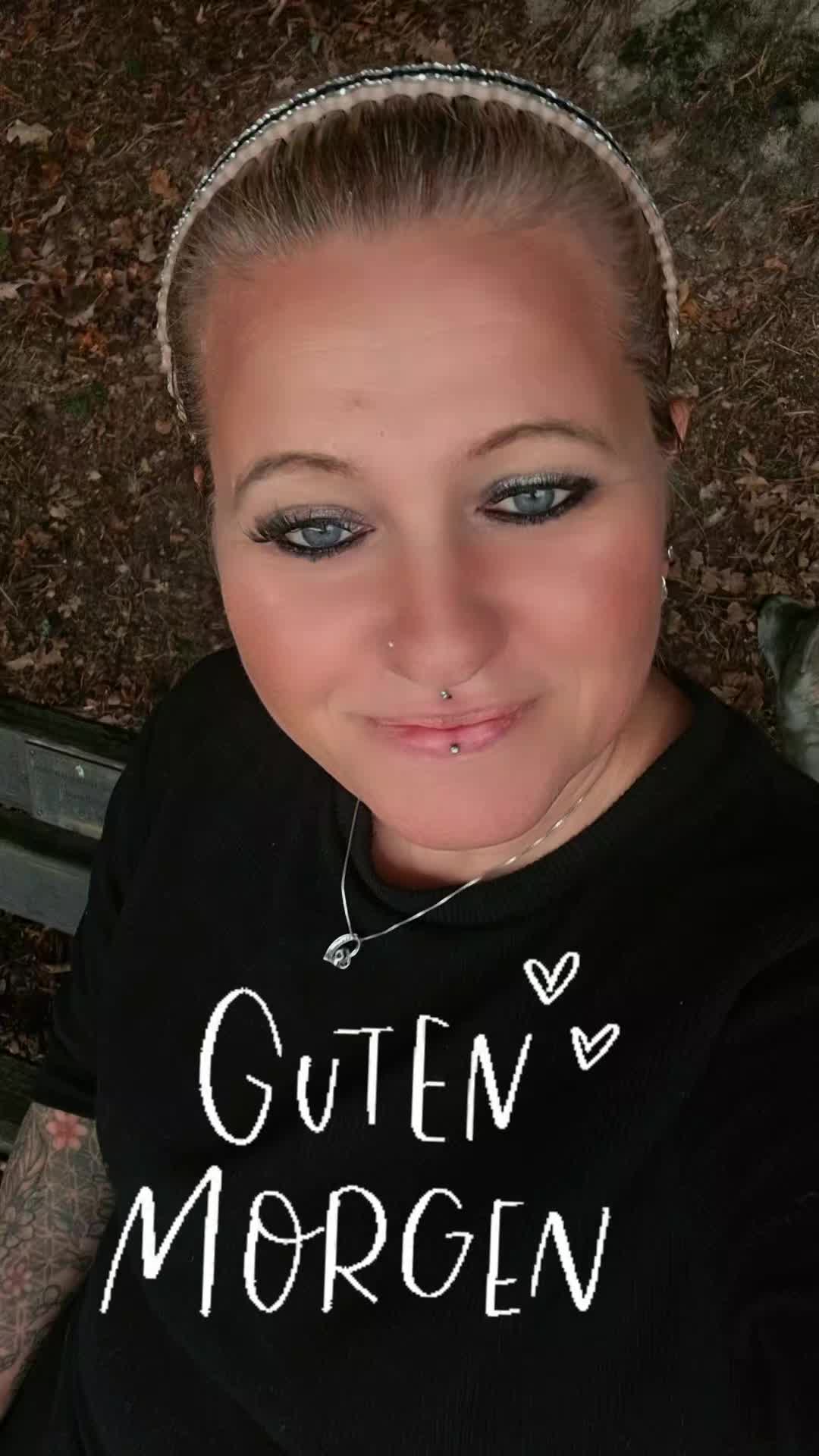 @Sunny blue eyes❤️
