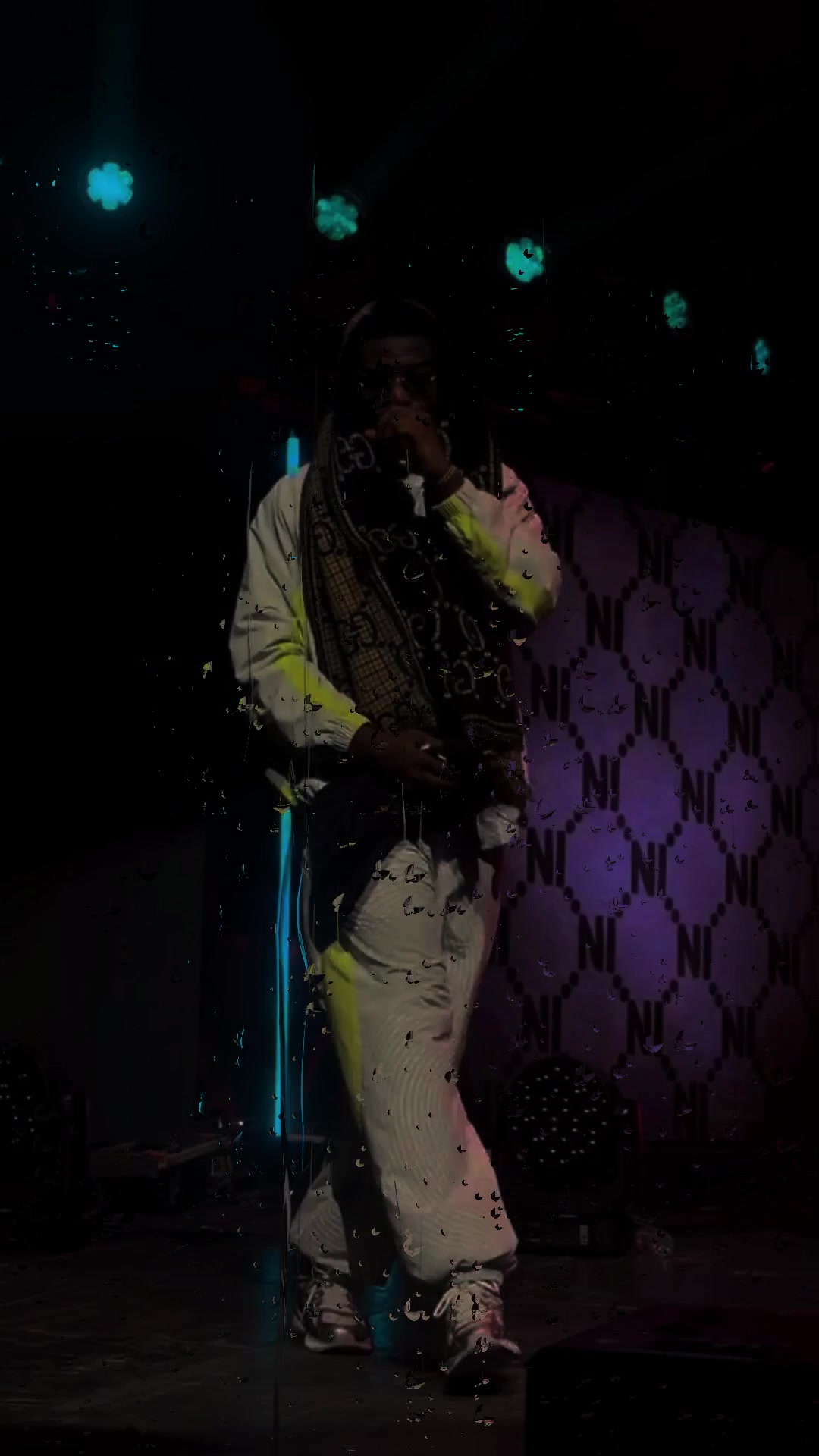 @𝐒𝐨𝐧𝐠_𝐩𝐚𝐫𝐨𝐥𝐞