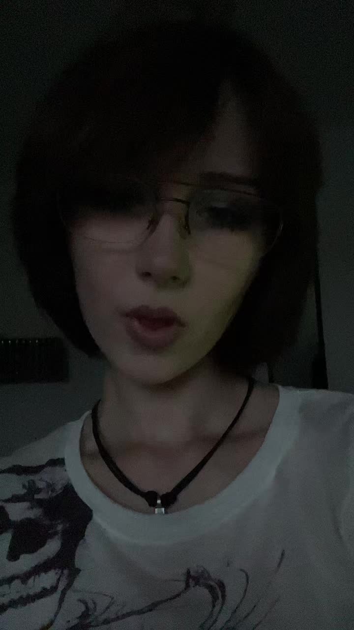 @𝔴𝔥𝔦𝔰