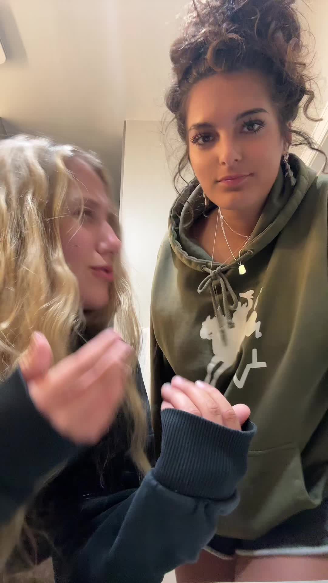 @Ava Curletto
