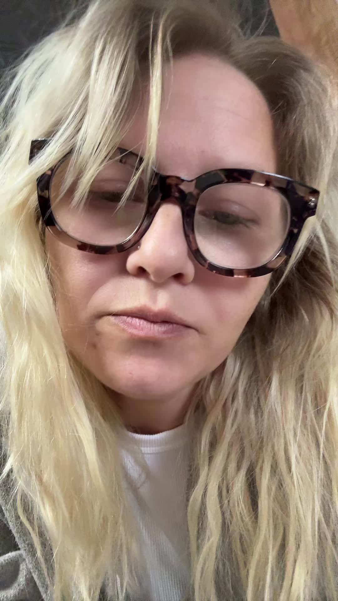 @ashesandgray.ce