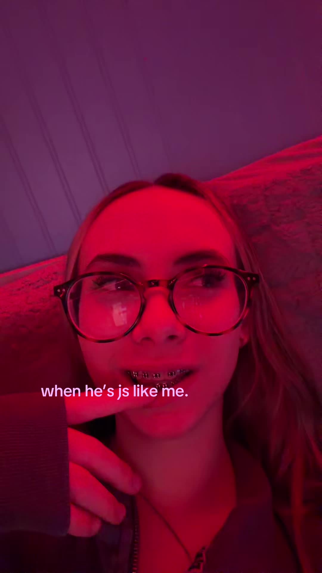 @???