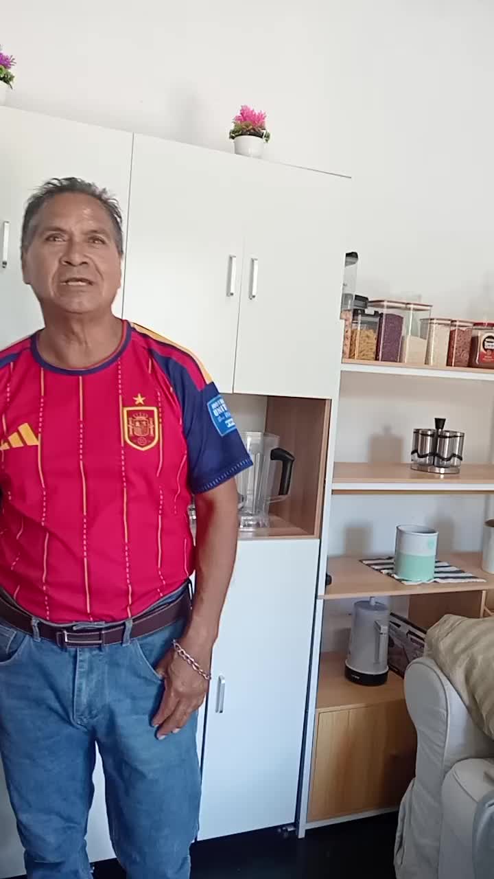 @Sebastian Vásquez