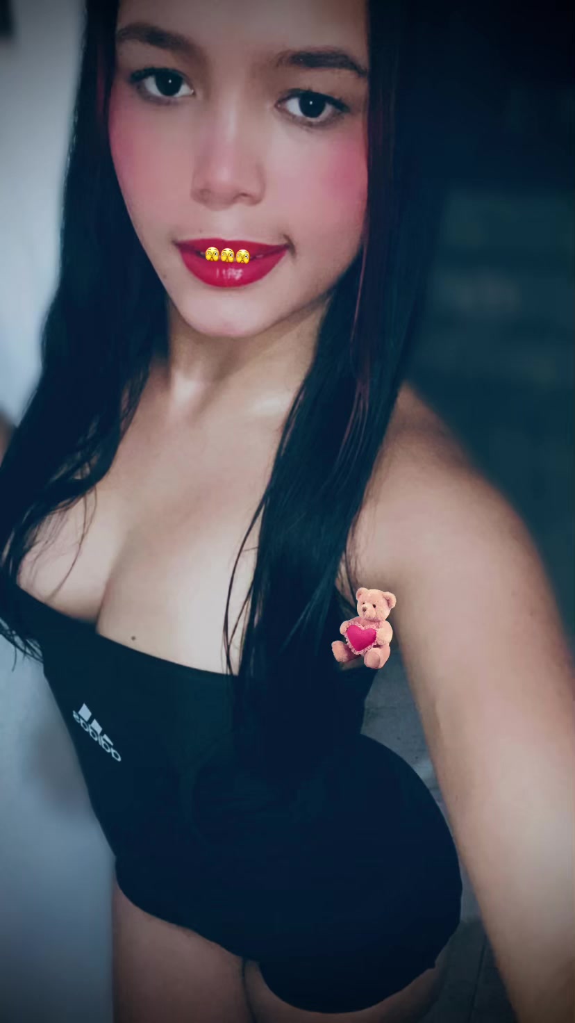 @Laura Reinoso ๐…