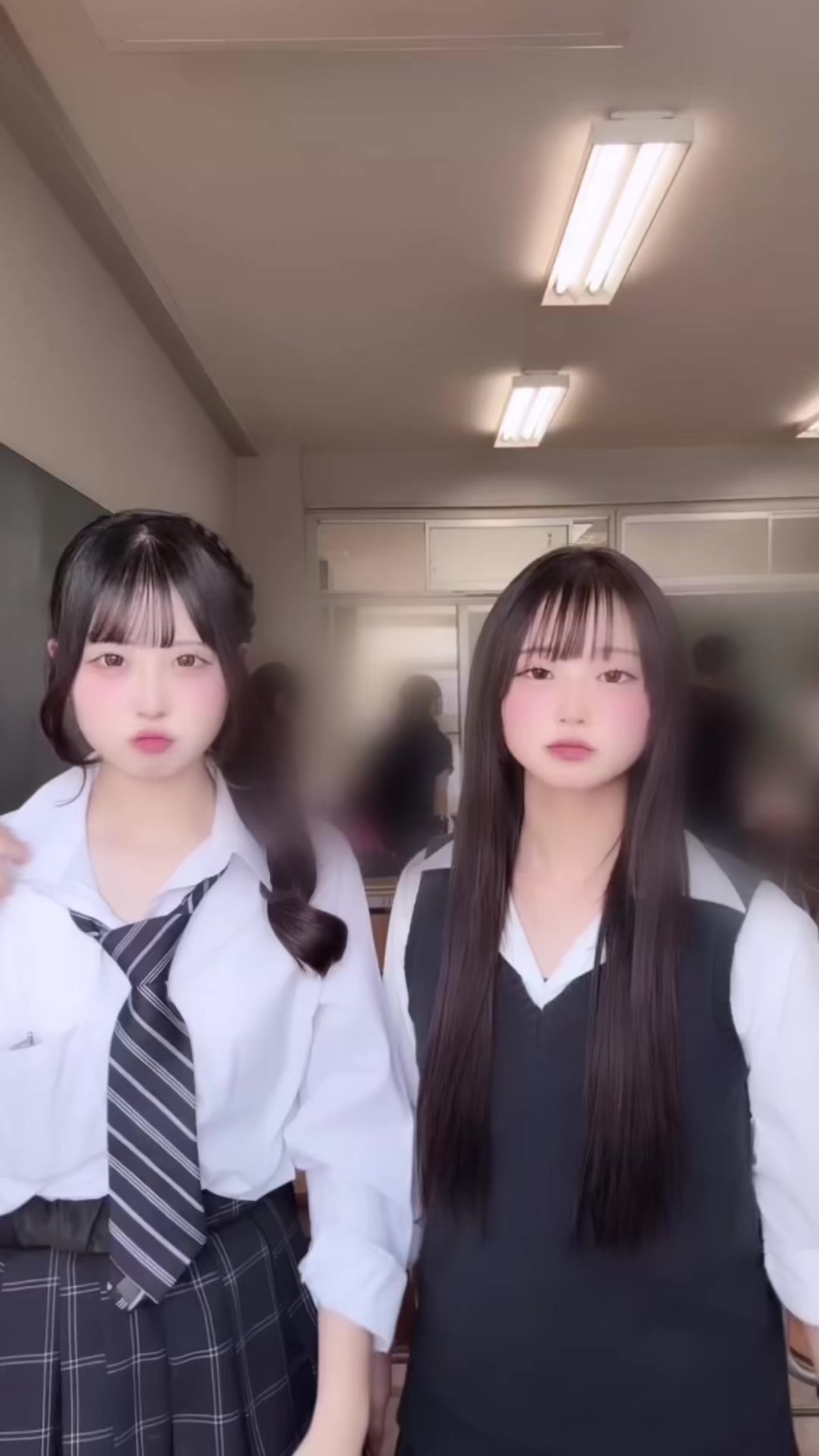 @ayano
