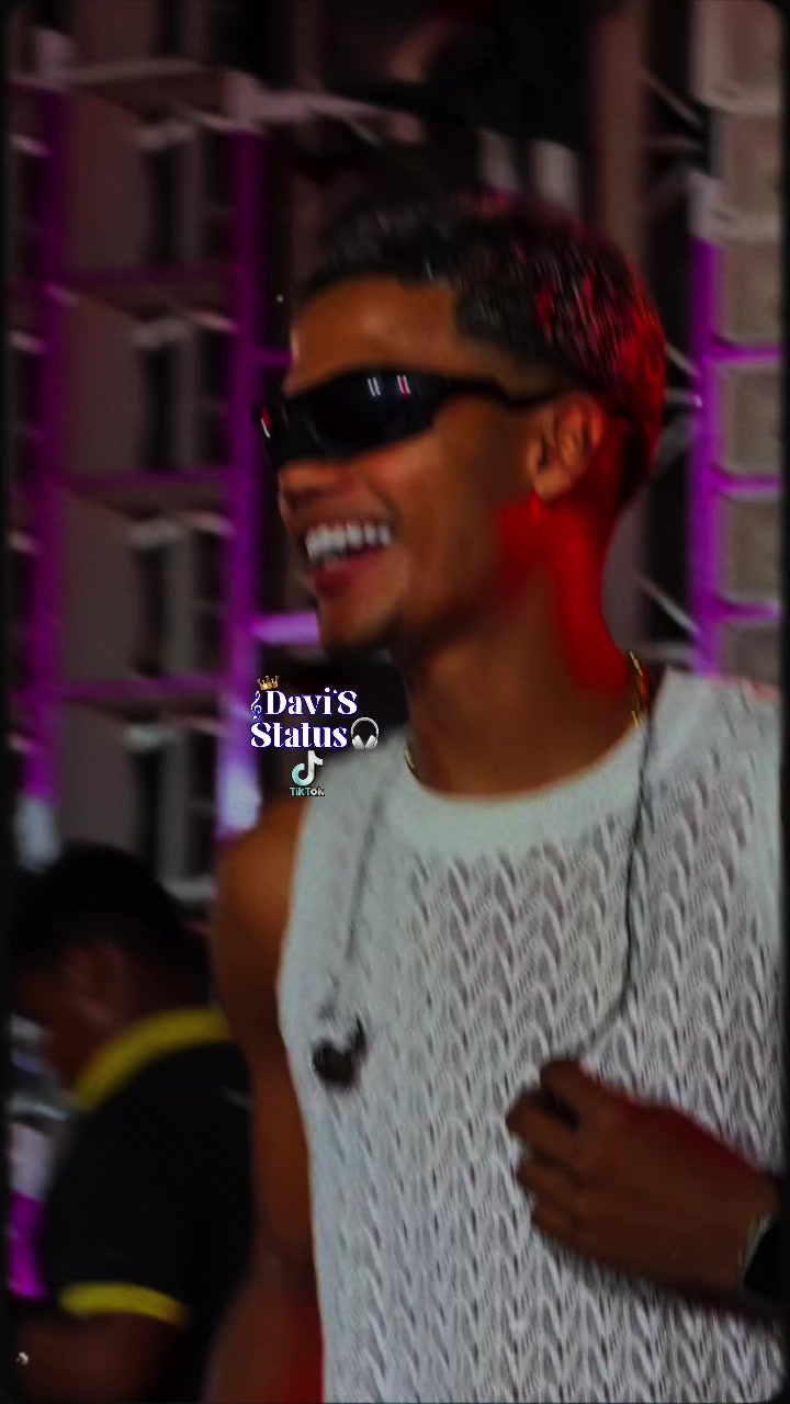 @Davi'S Status
