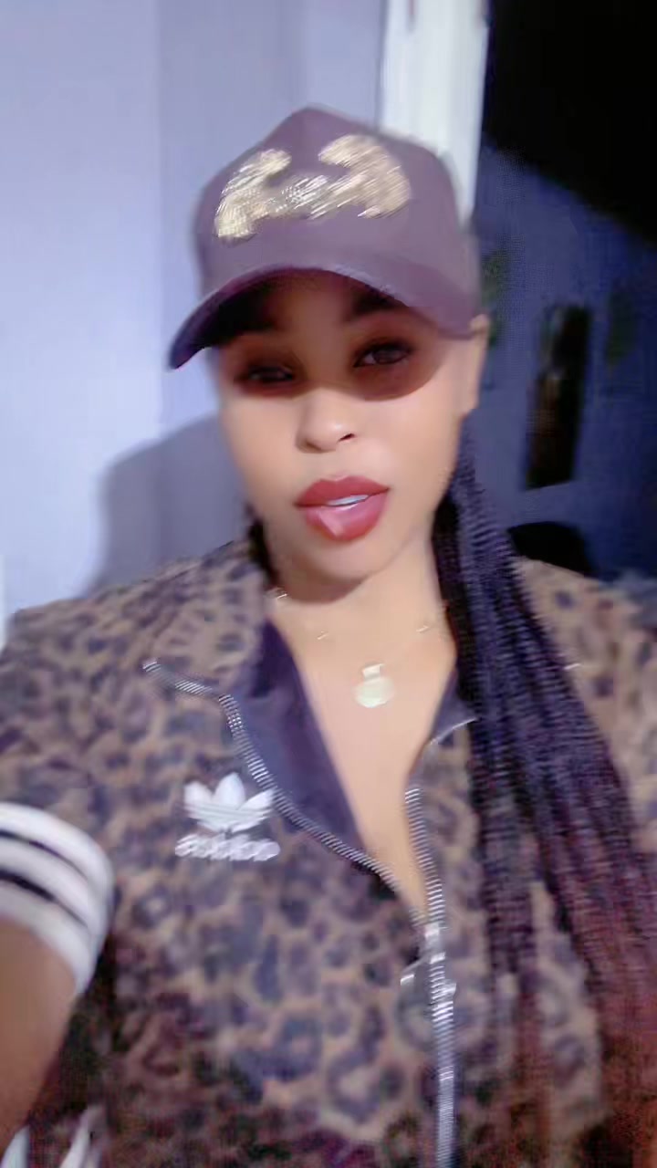 @Shanty’s closet 🛍️💃🌼