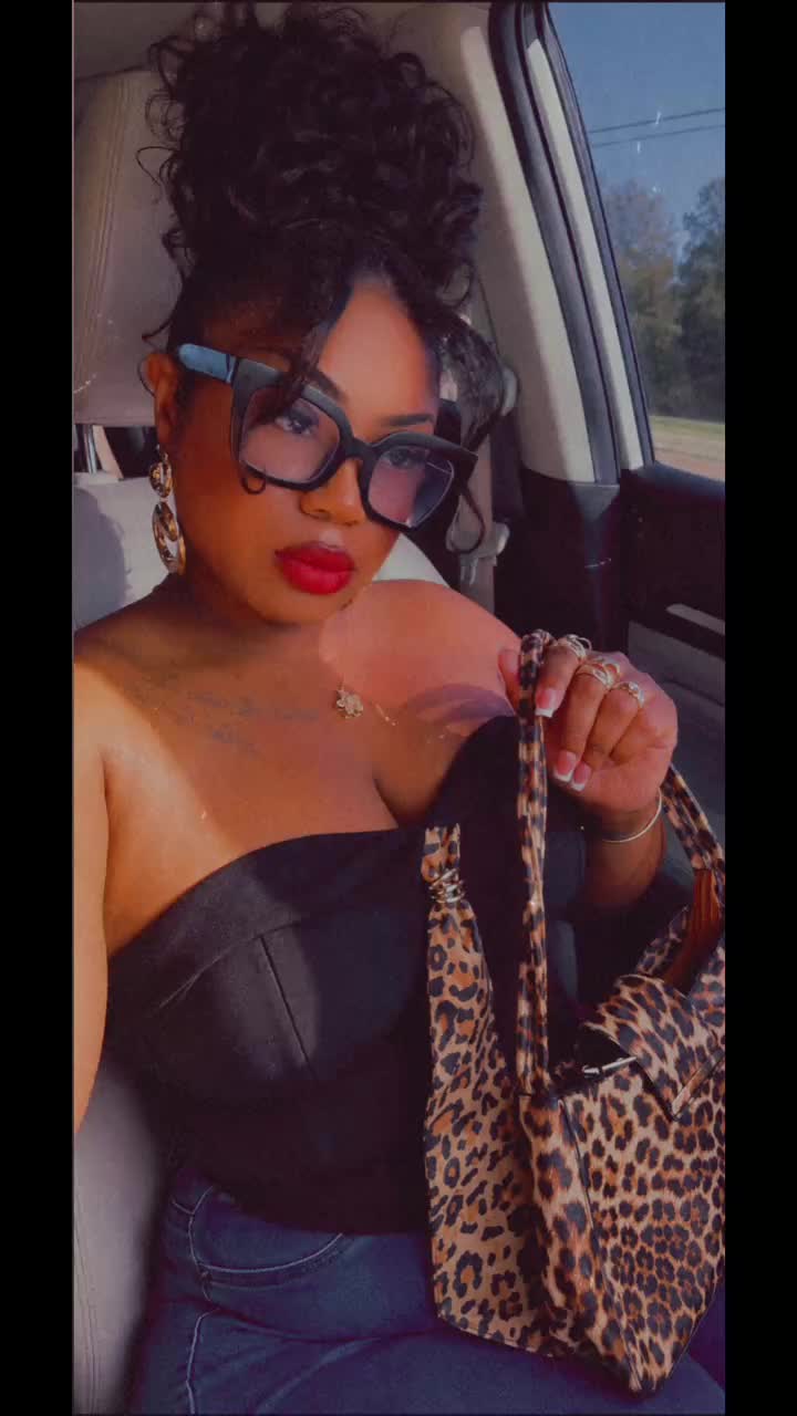 @theylovekenyierra