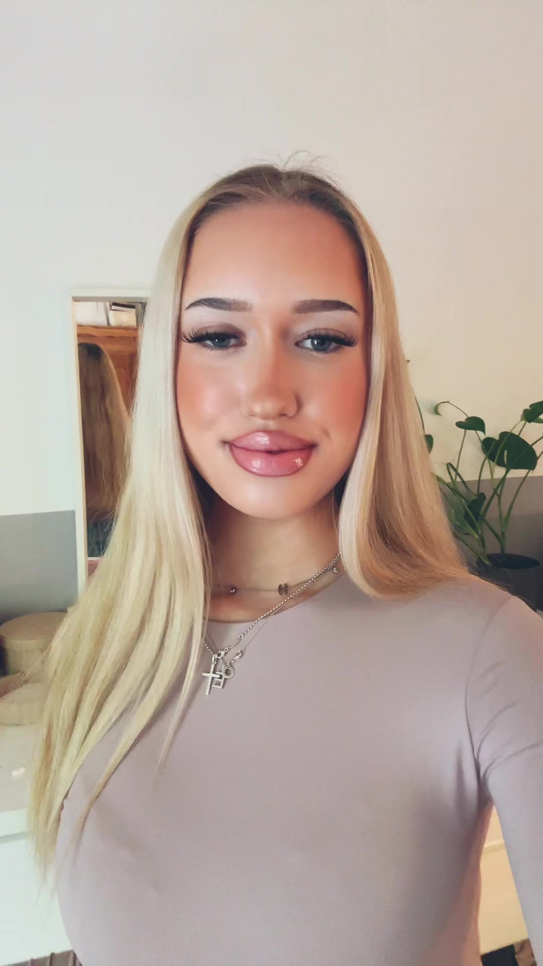 @𝓔𝓶𝓲𝓵𝓲𝓮