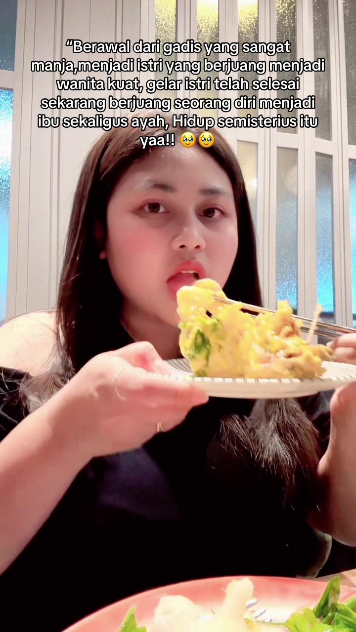 @๐๐๐ฐ๐ฐ๐๐`๐ชฝ