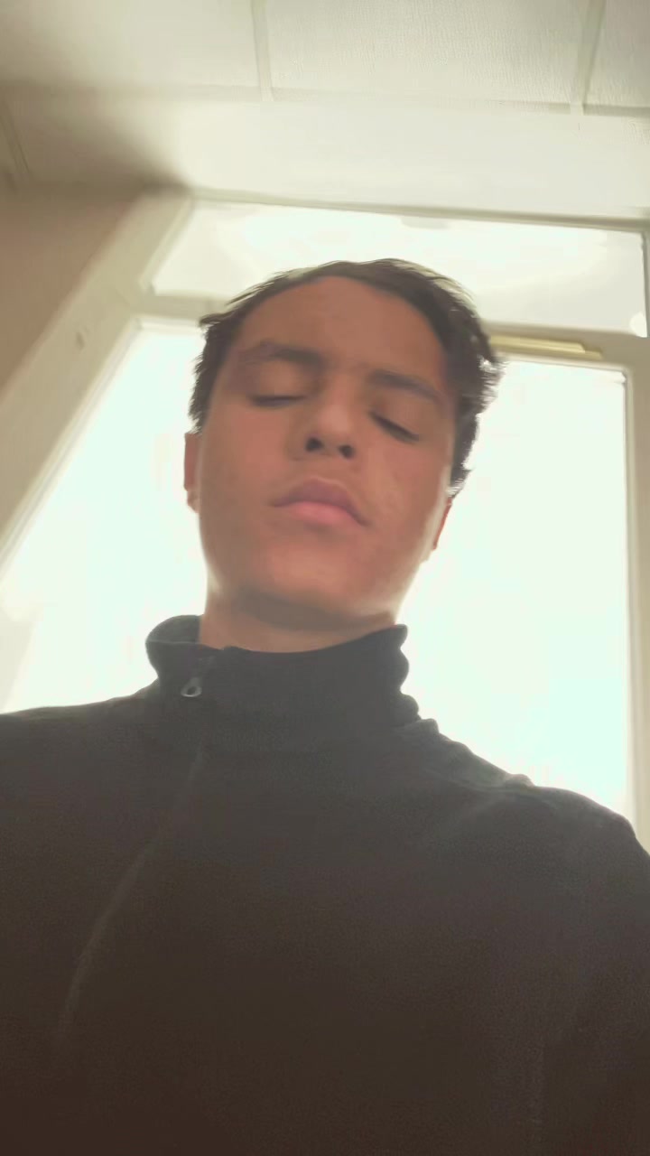 @𝐚𝐧𝐬𝐤𝐨𝟓.𝟏𝐳🔘