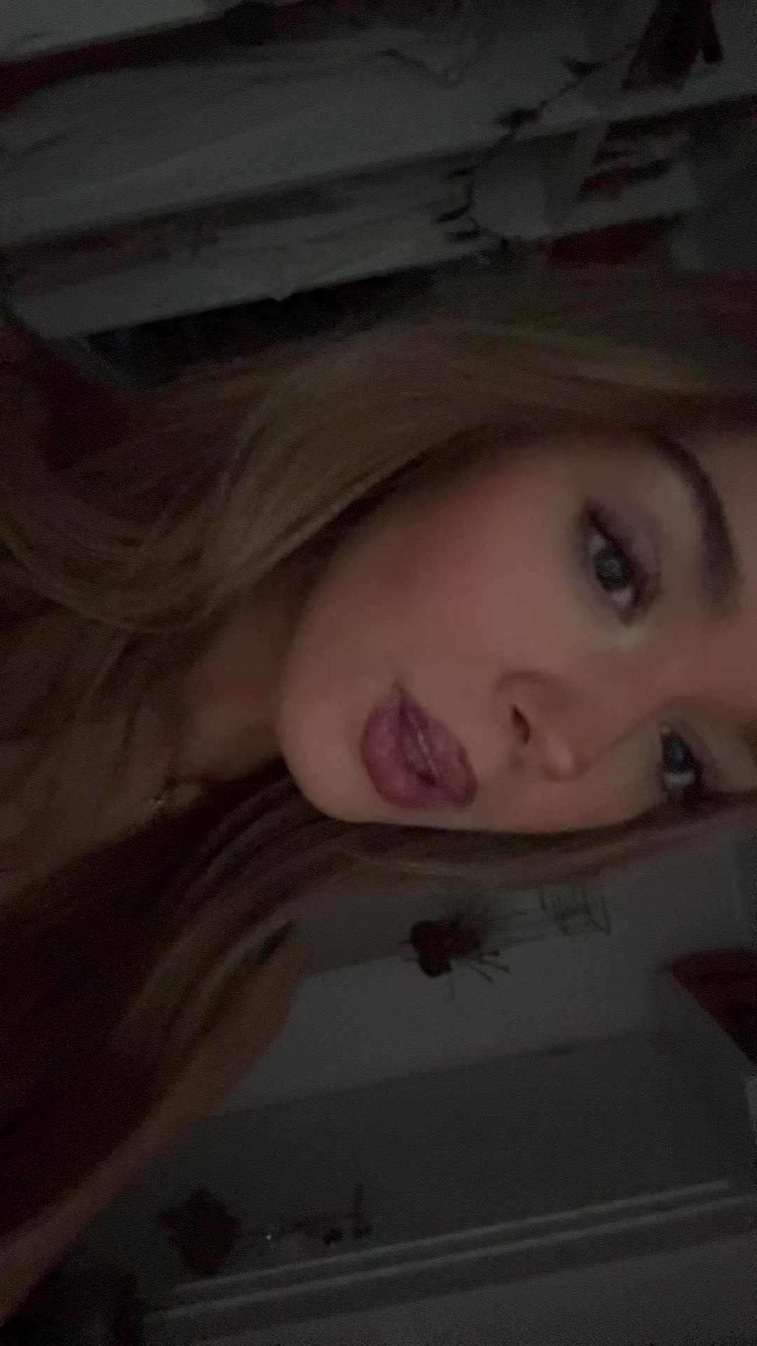 @toni