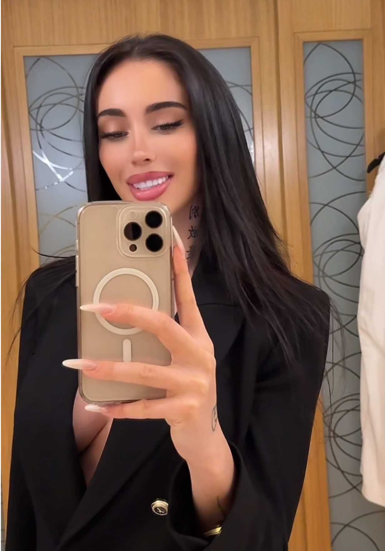 @𝐿𝑖𝑛𝑎 🌺