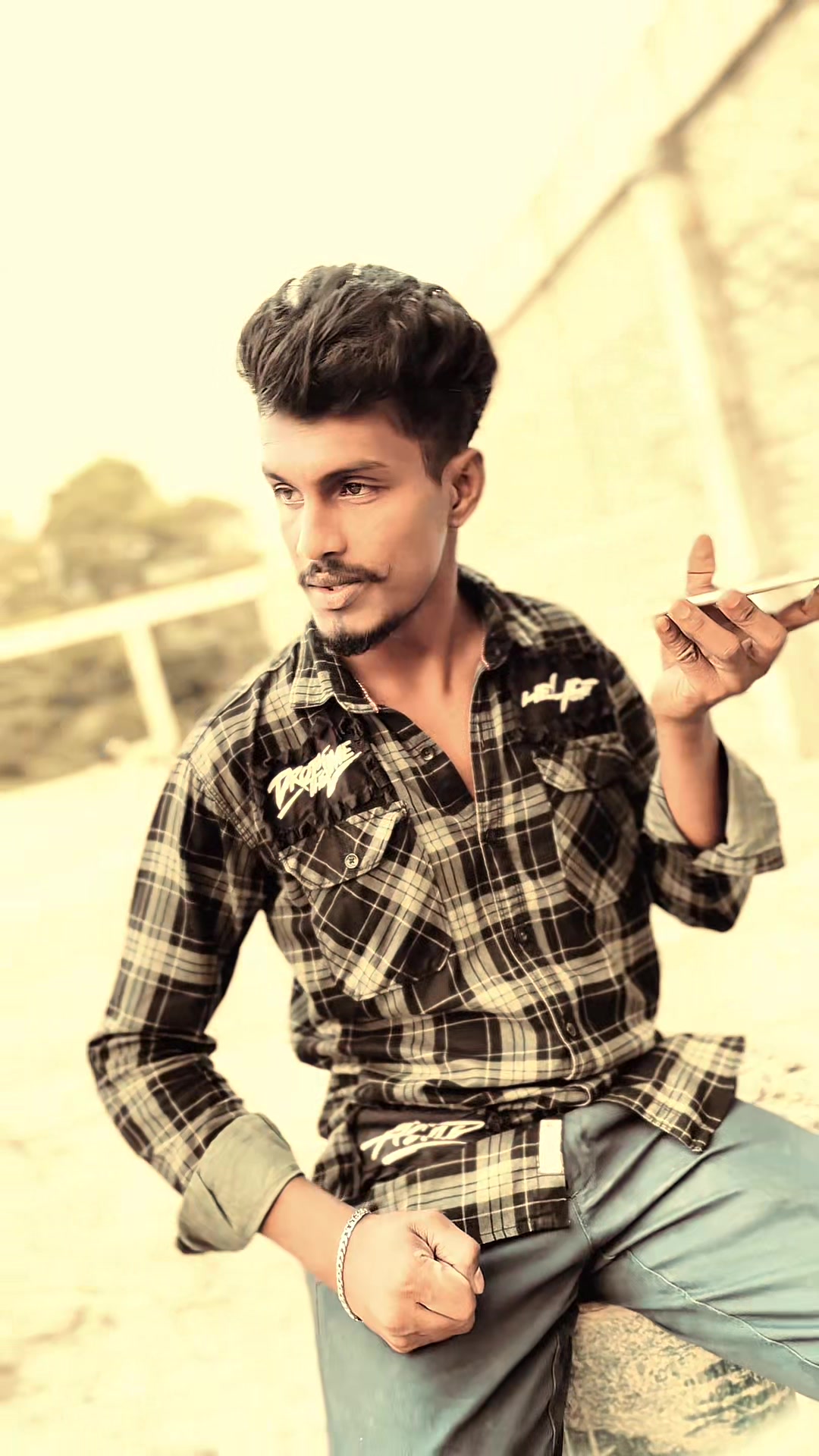 @MR .V. RK. 05