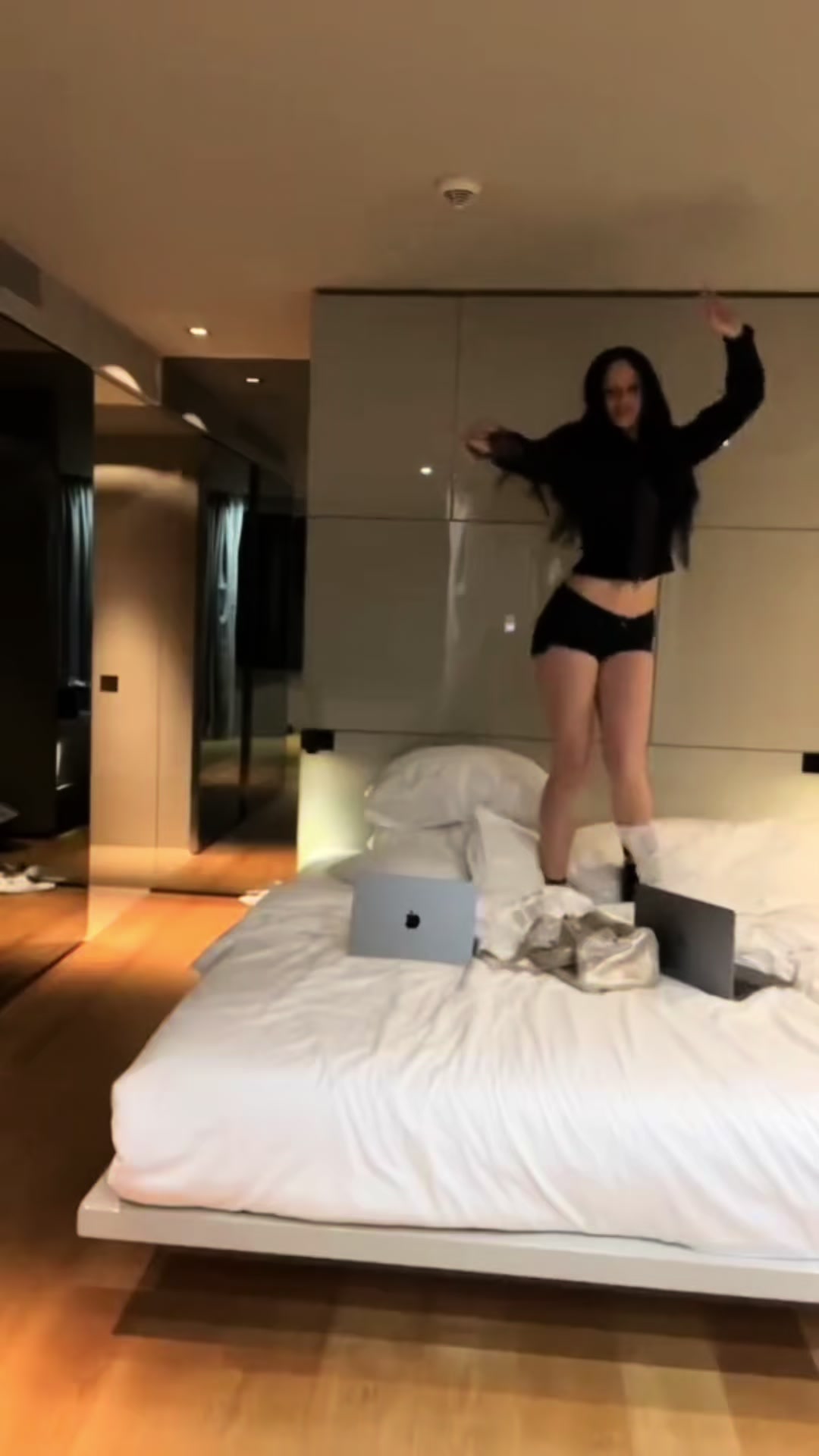 @andelina