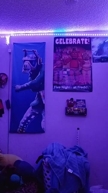 @Neyxtou
