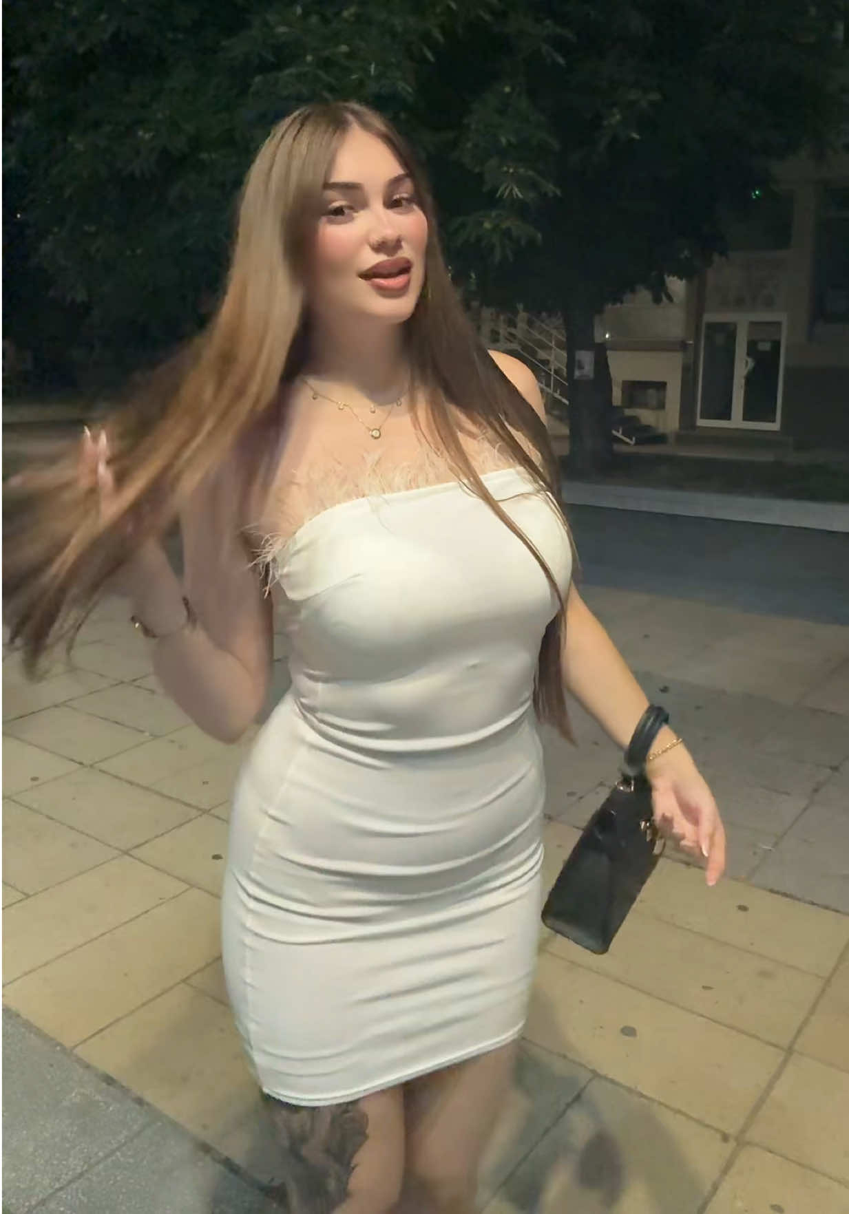 @๐๐๐๐๐ถ๐