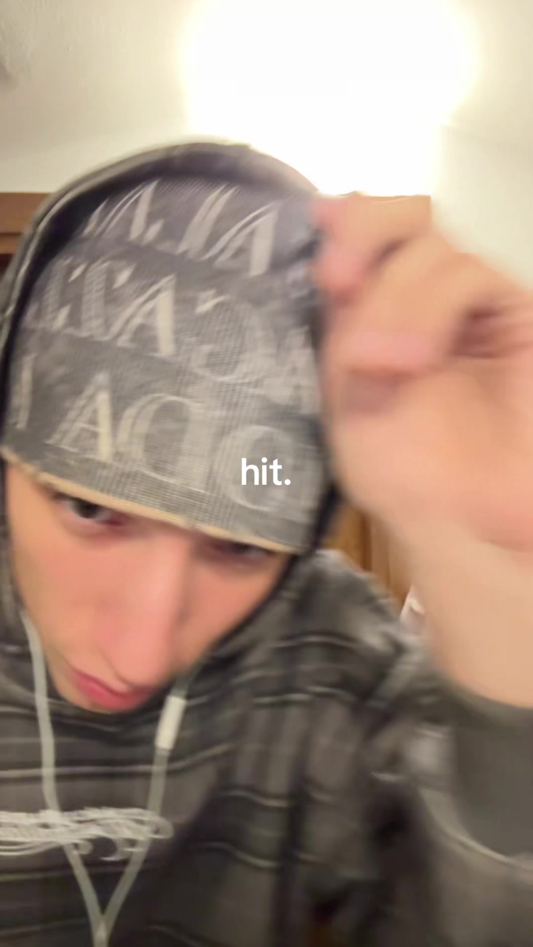 @Reskyu