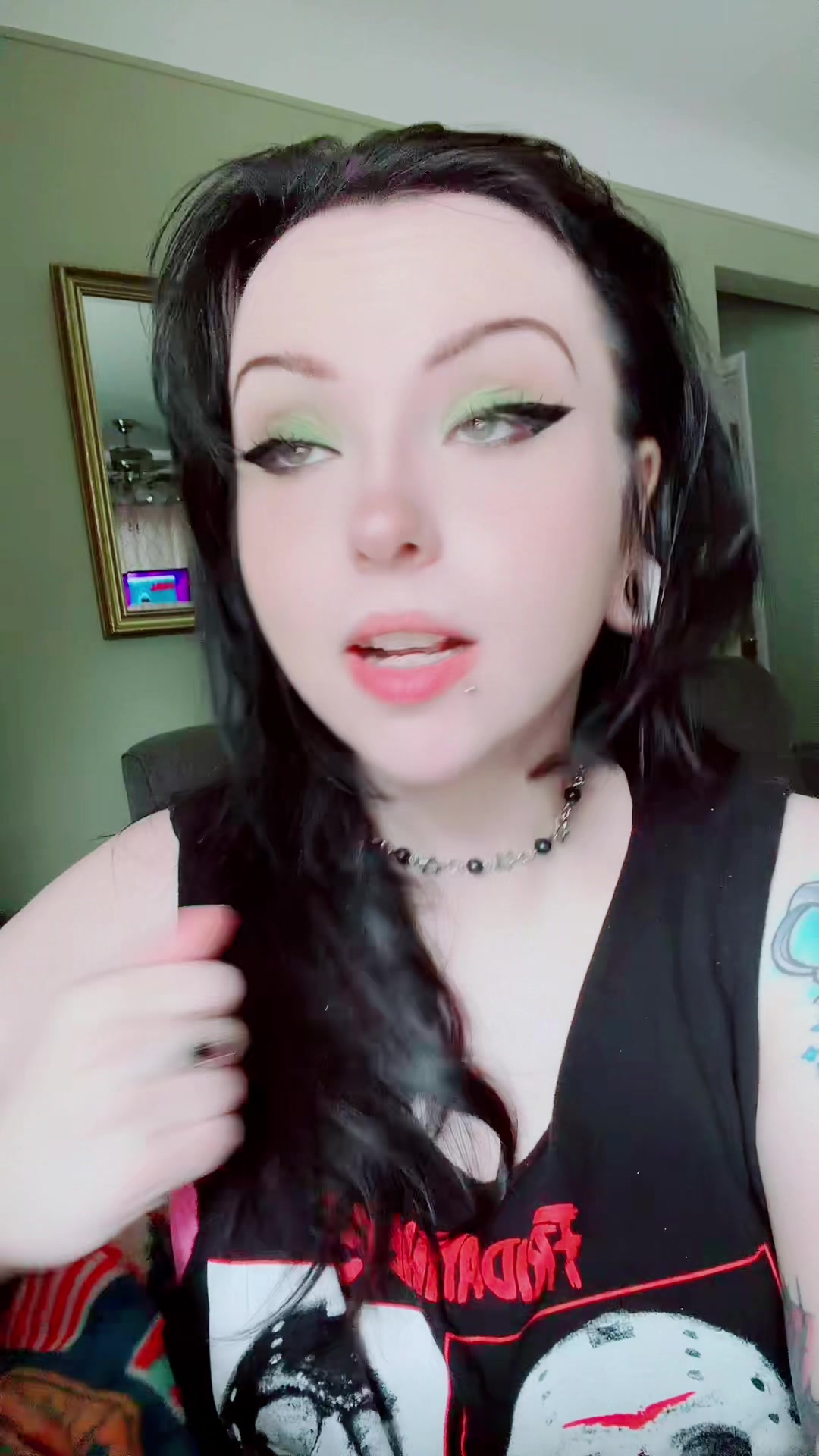 @Emma 🦇