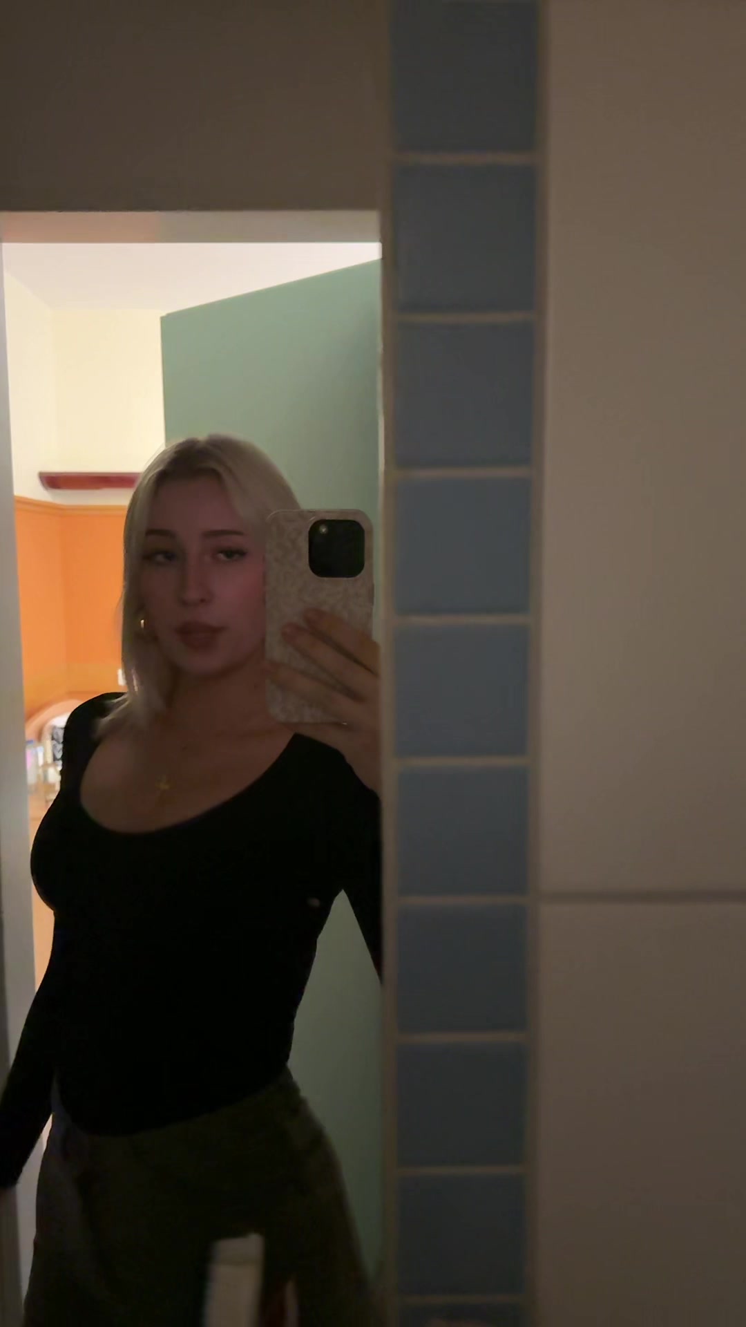 @lena