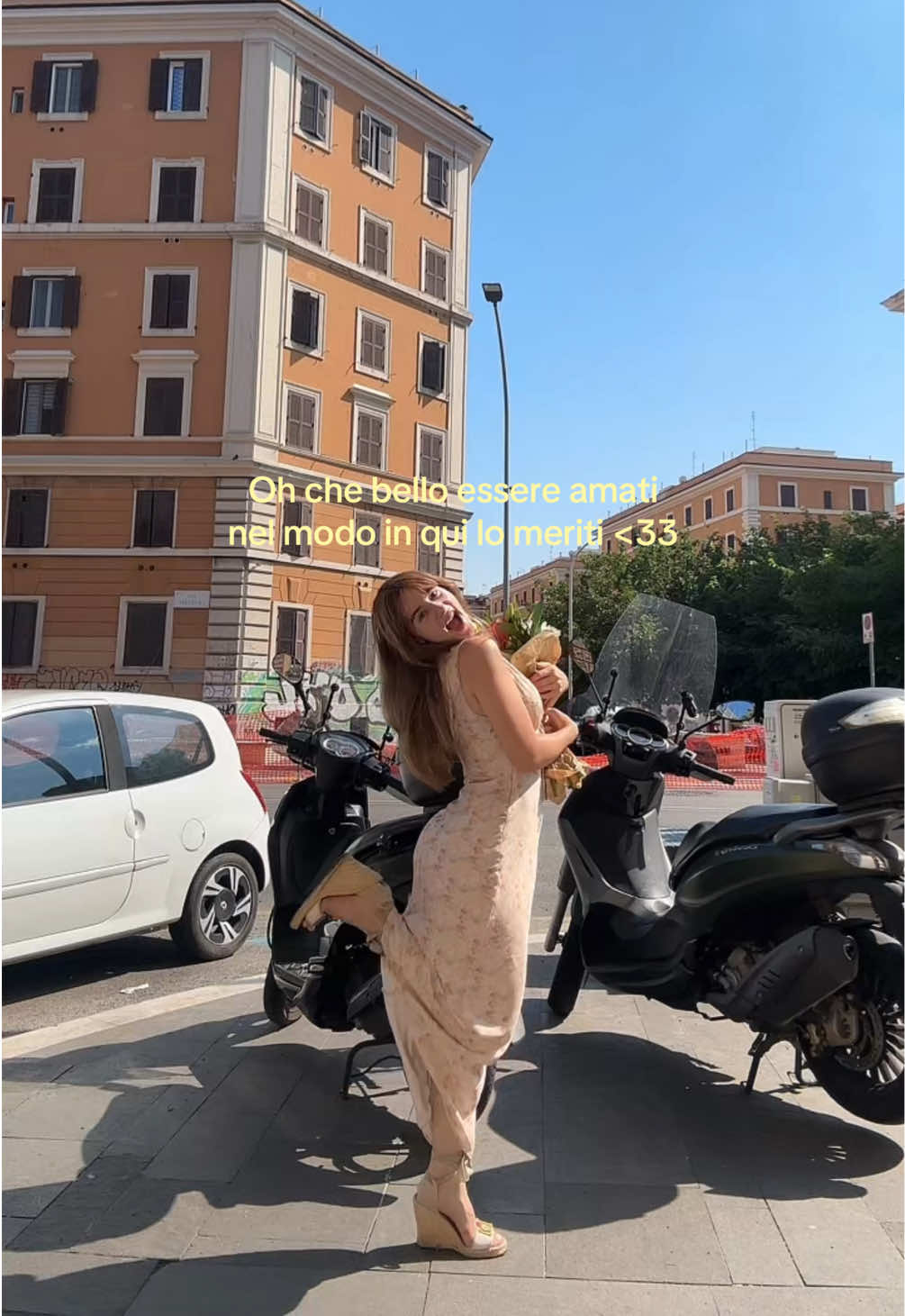 @Lola_mikk