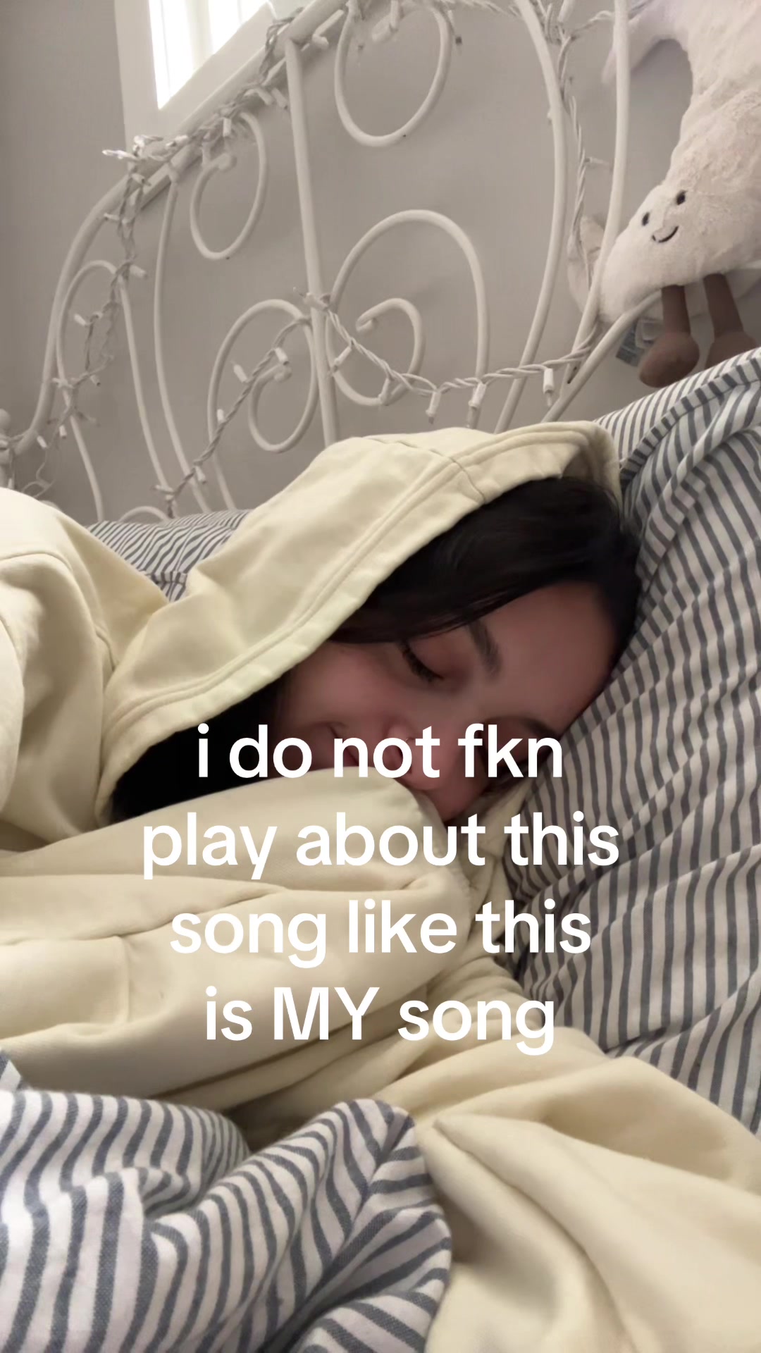 @ella โ