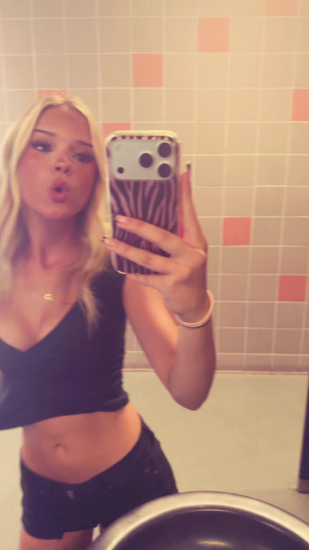 @mykittencatslipperscop3