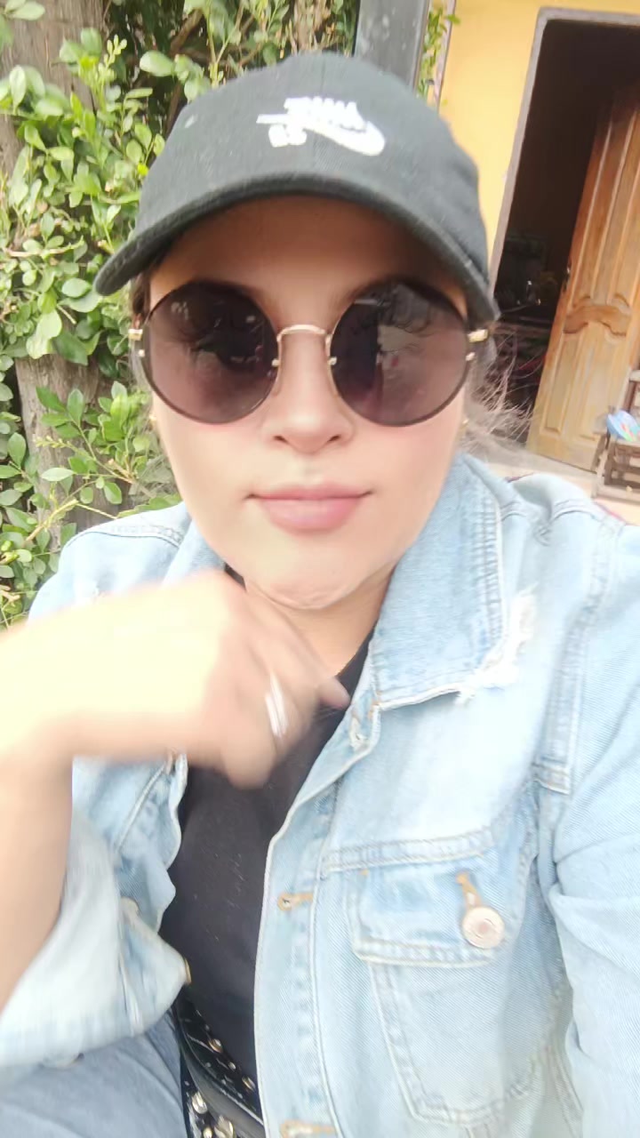 @DIVINA🫦