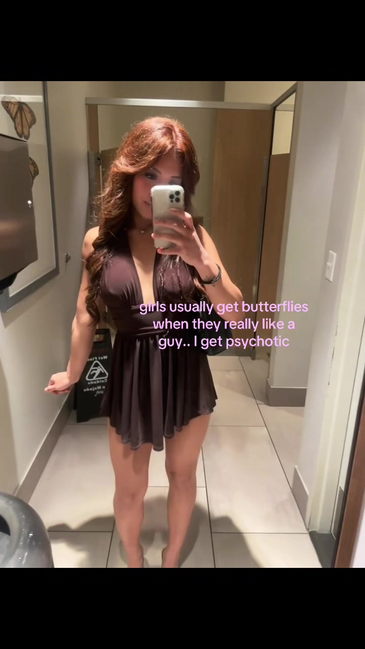 @chloee
