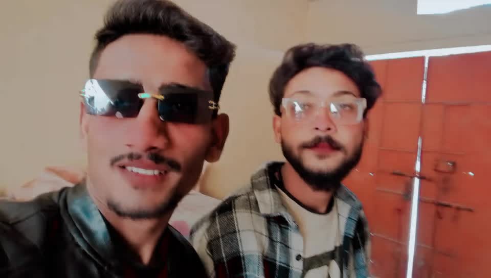 @RaHul sOhTrA bRaNd🇵🇰✈️🇱🇷