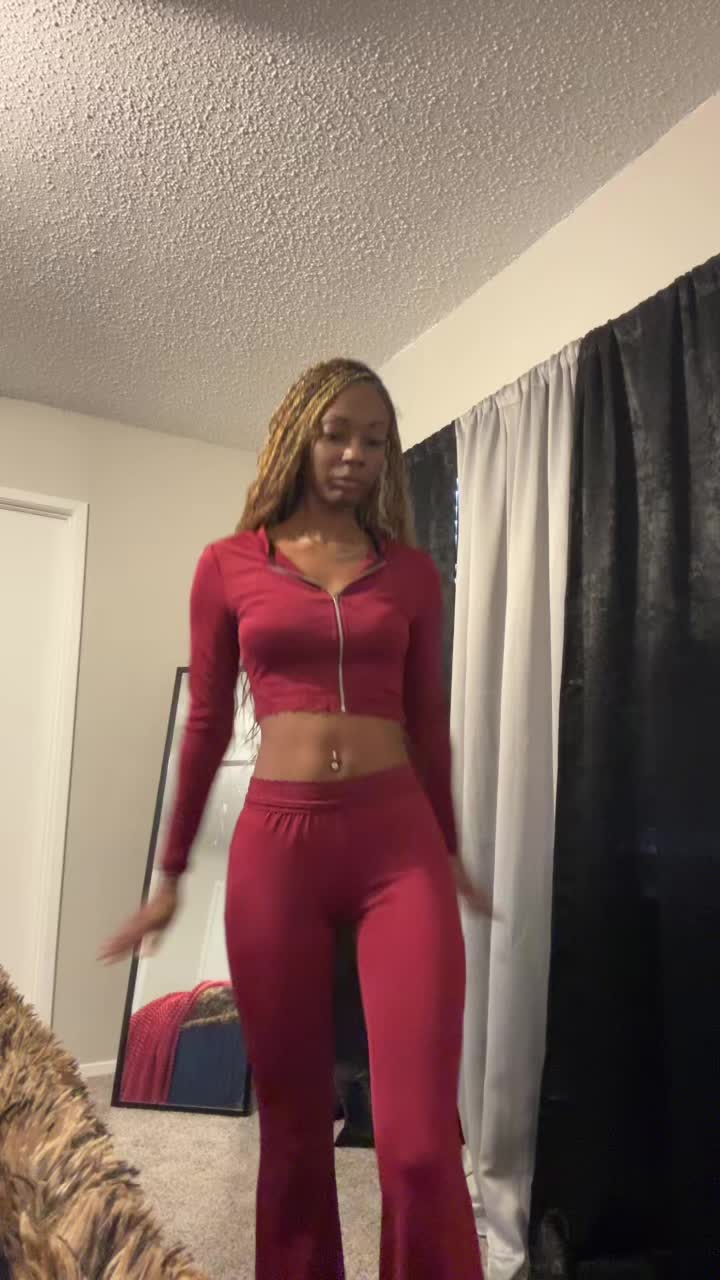 @asiaanicole!