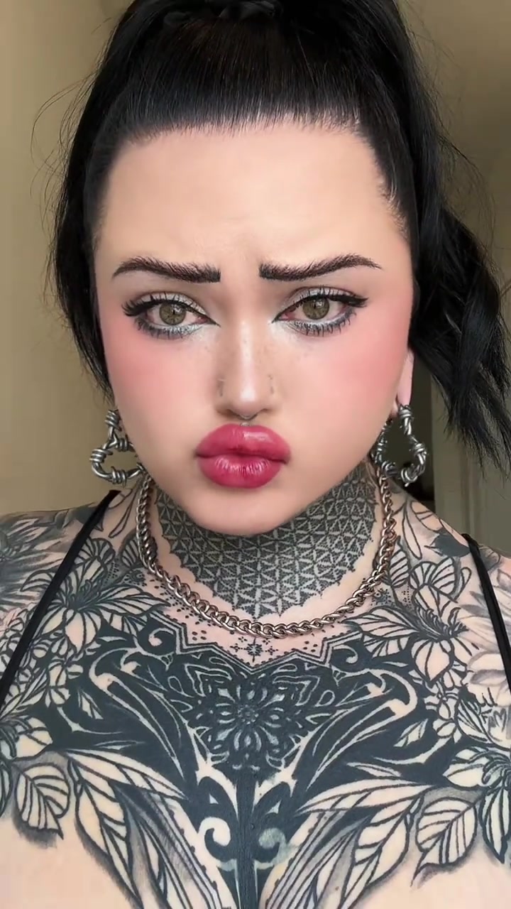 @GoddessGoth