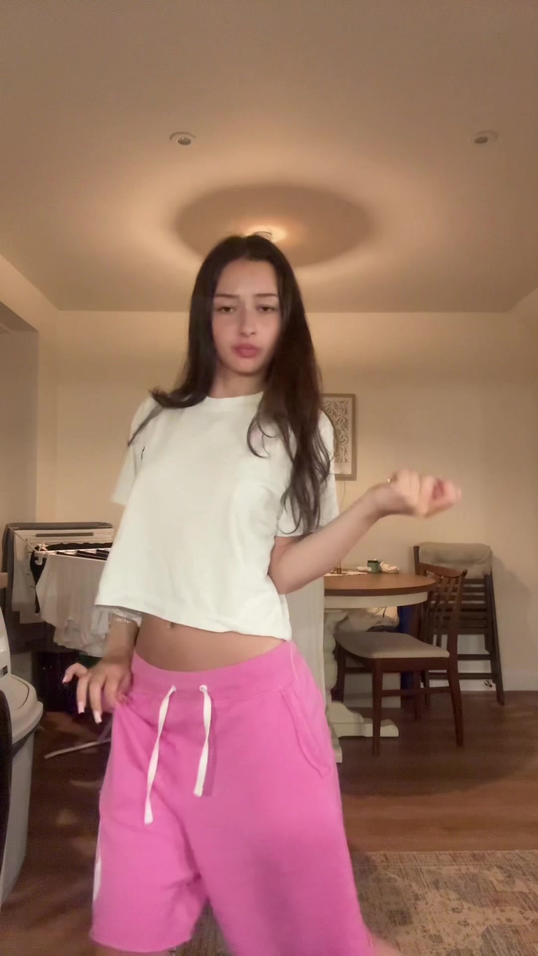 @𝐟𝐥𝐨𝐫𝐚