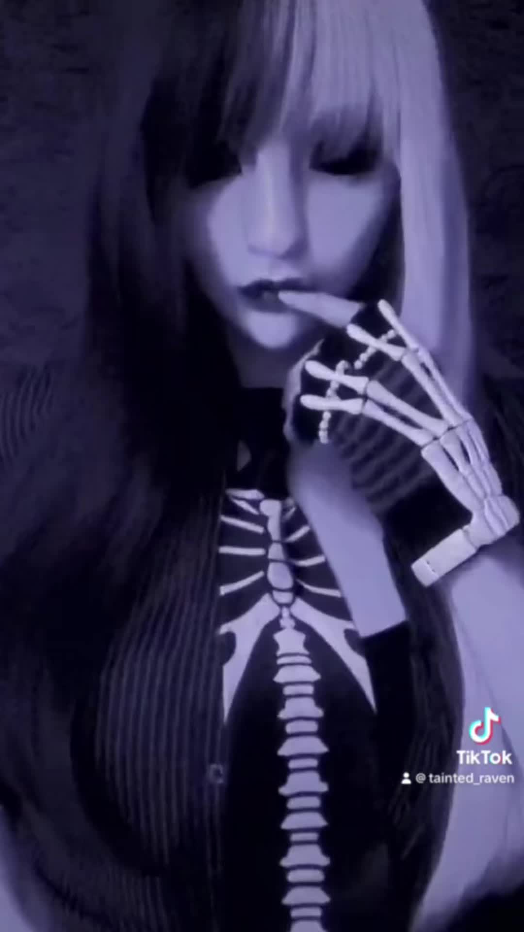 @Tainted Raven