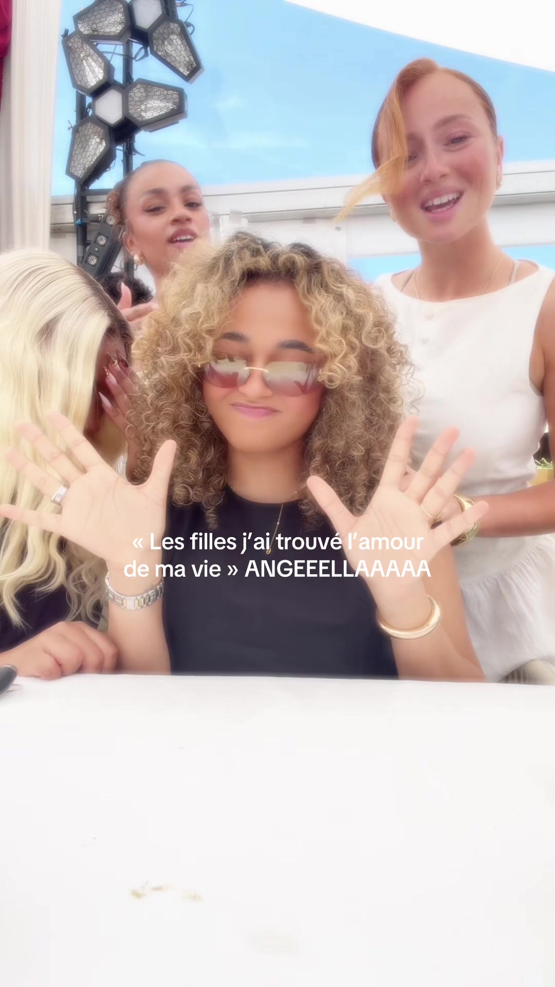 @Manellejne&ensp;🖤
