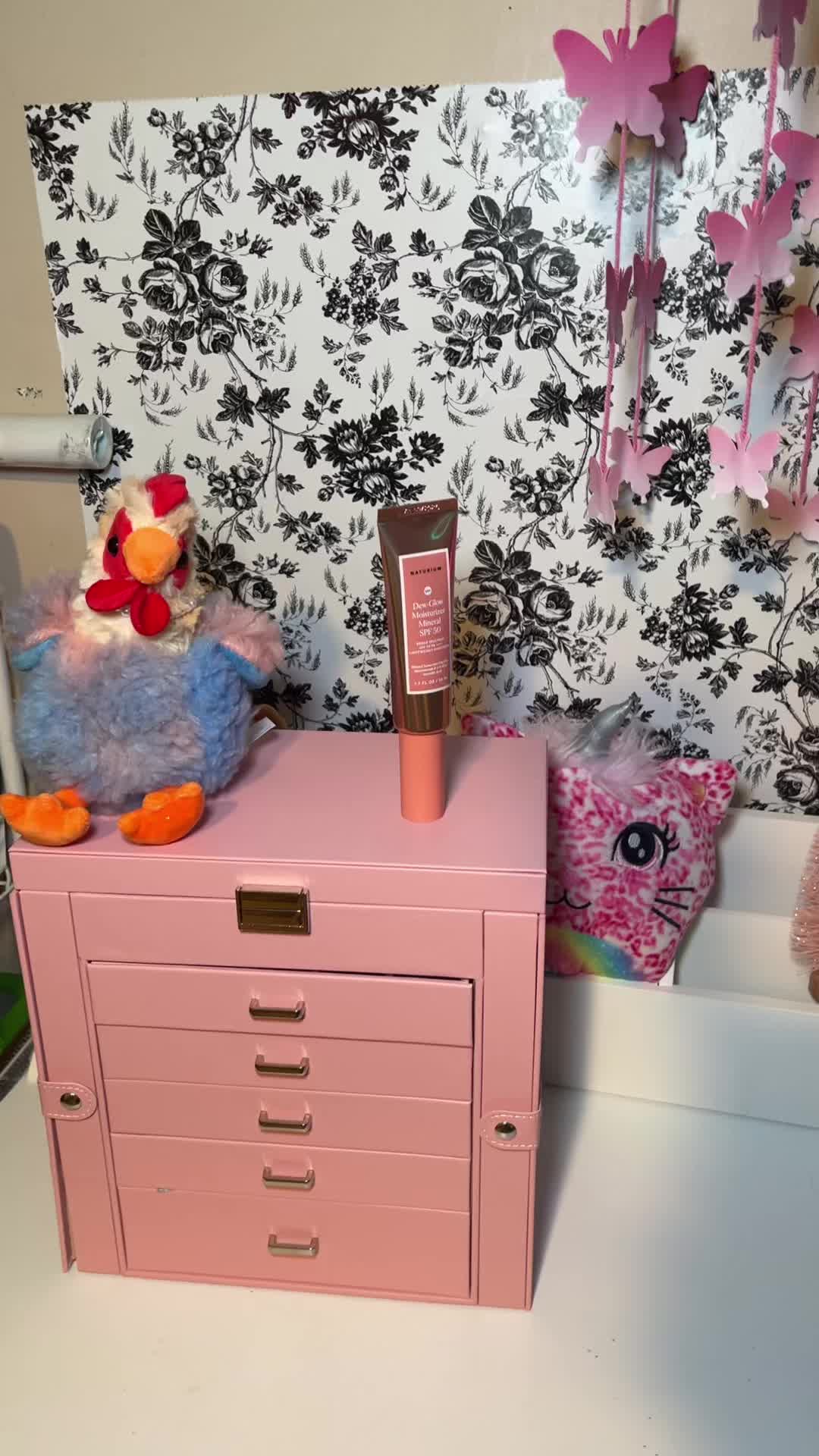 @Crystal&rsquo;s Shop Deals