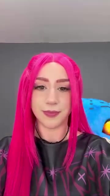 @HeyLianne cosplay